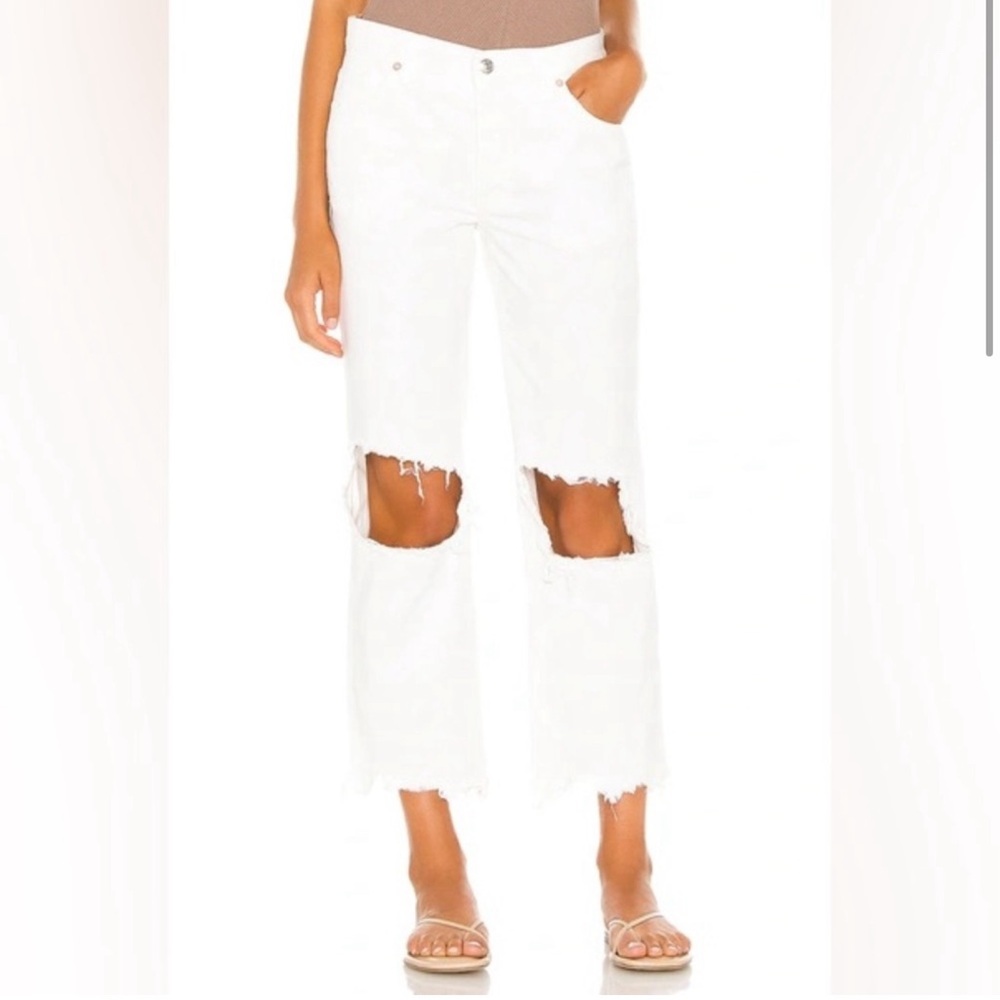 Free People White Maggie Mid Rise Straight Jeans Size 29 Cropped Distressed New